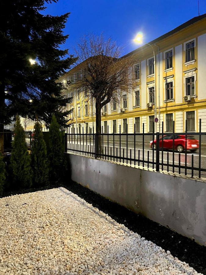 Luxor Ultra-Central Apartments Сибиу Екстериор снимка