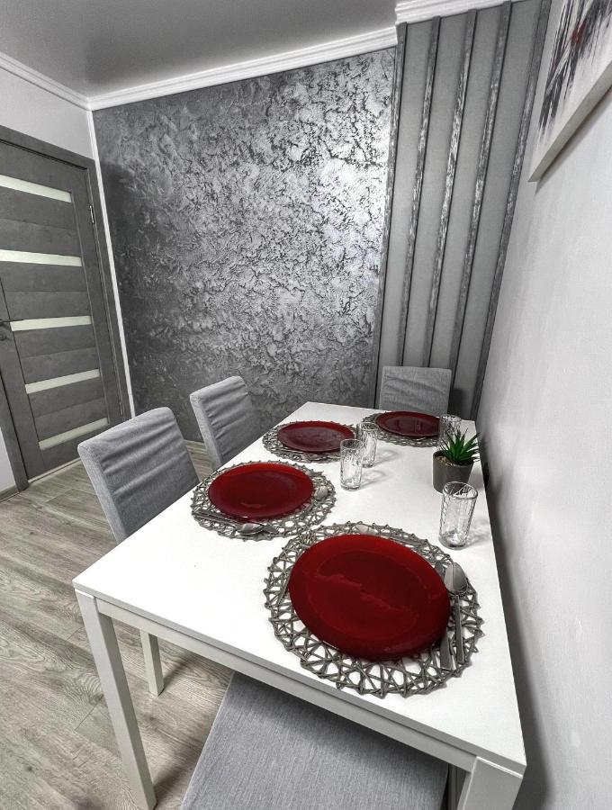 Luxor Ultra-Central Apartments Сибиу Екстериор снимка